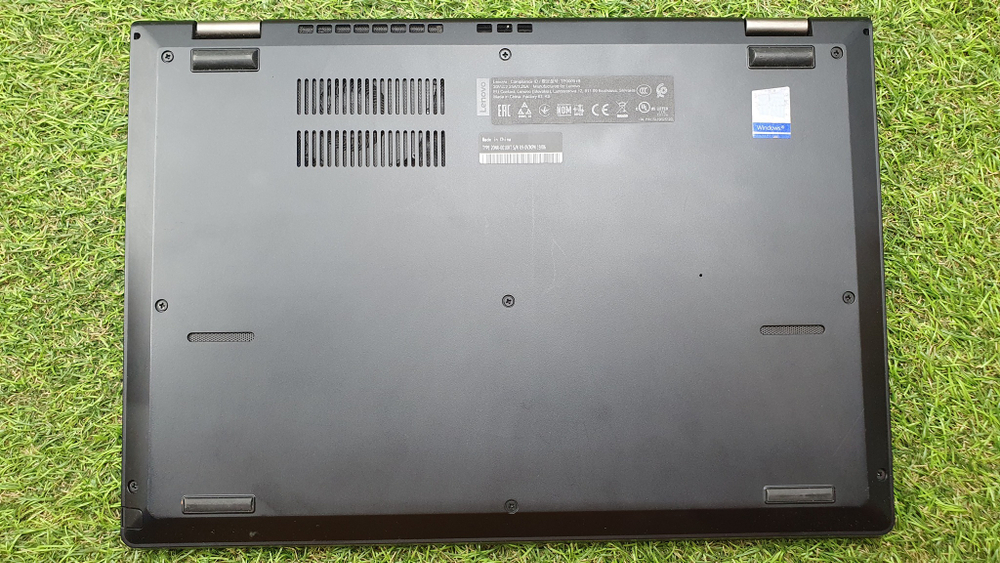 Ультрабук Lenovo i3-8/4 Gb/FHD покупка/продажа