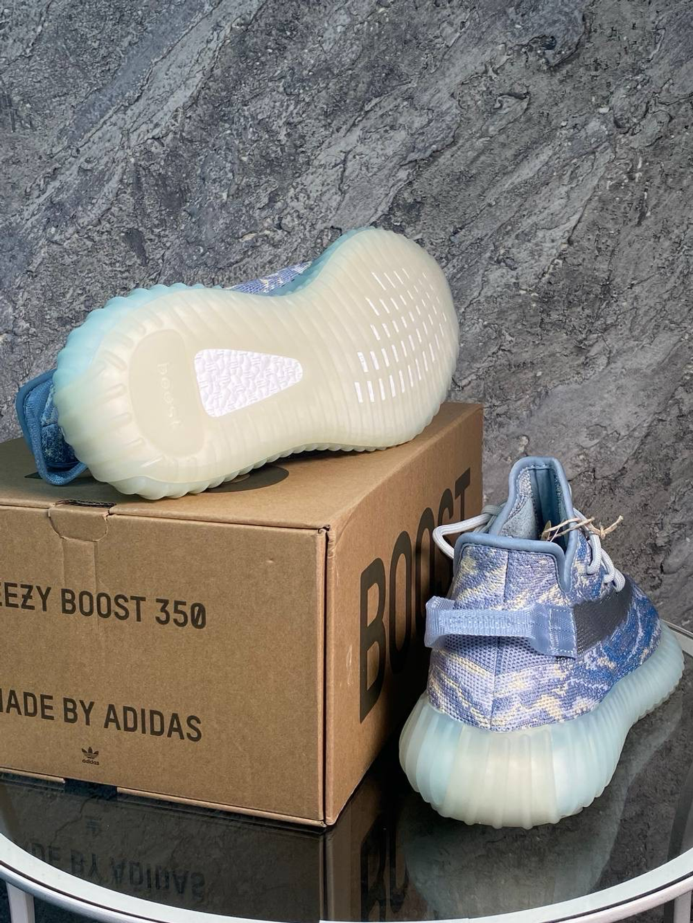 Кроссовки Adidas