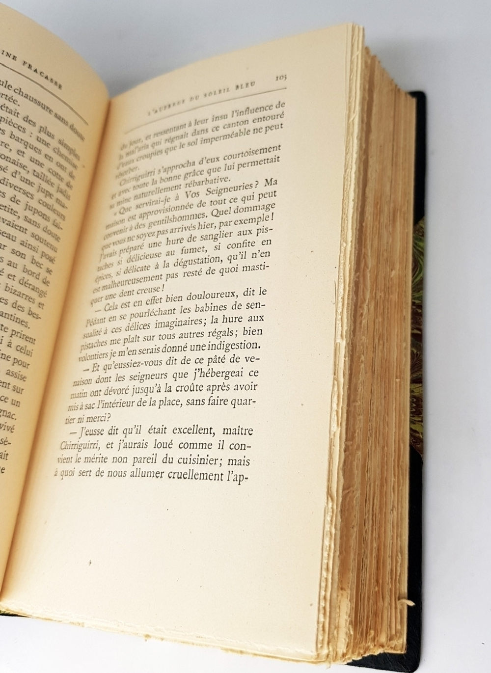 "Le capitaine Fracasse. Madame Bovary "  Qevres de Theophile Gautier. Gustave Flaubert. 1937