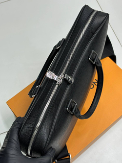 Портфель Louis Vuitton