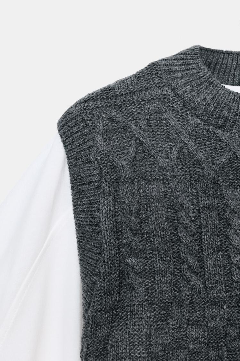 ZARA ФУТБОЛКА С КОМБИНИРОВАННЫМ ЖИЛЕТОМ, АНТРАЦИТОВО-СЕРЫЙ