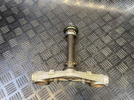 Траверса нижняя Suzuki GSR400 (GK7DA)