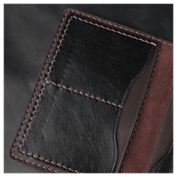 Кожаная обложка на паспорт «Кот гангстер»