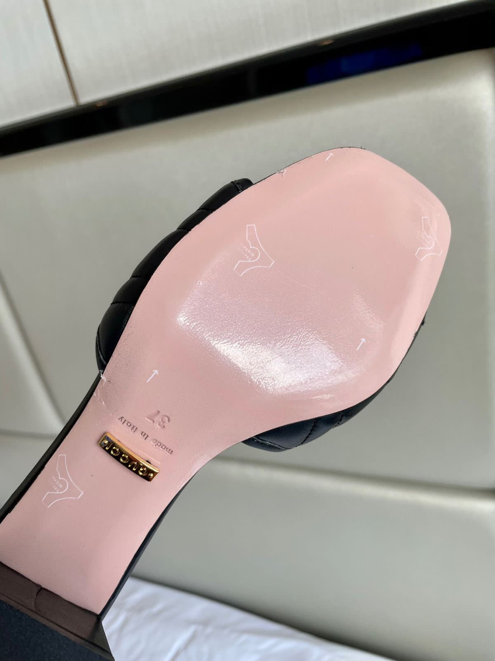 Сабо Gucci