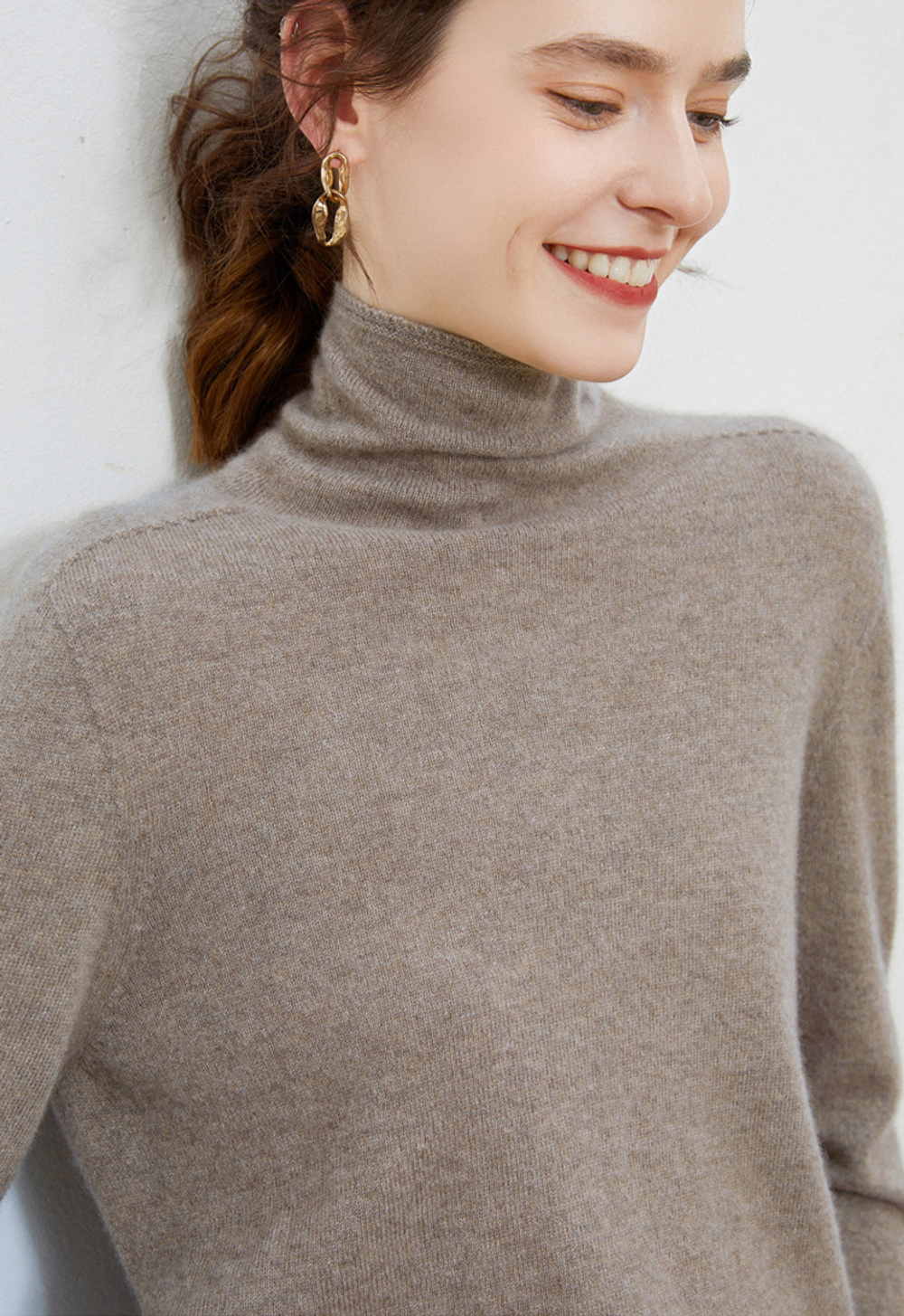 Бесшовный тонкий свитер (верблюжий цвет)