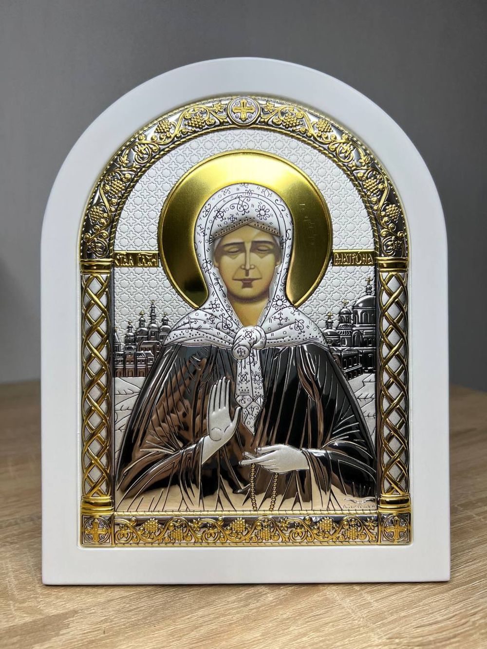 Матрона, икона арочная, белое дерево 175х225