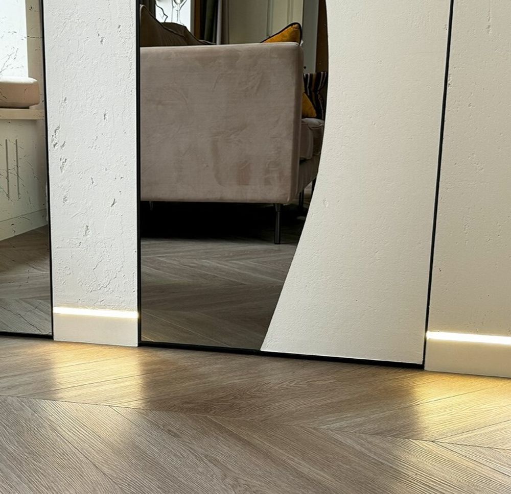 Плинтус скрытого монтажа Pro Design Combo 603 анодированный, 2700x14,5x98,6 мм