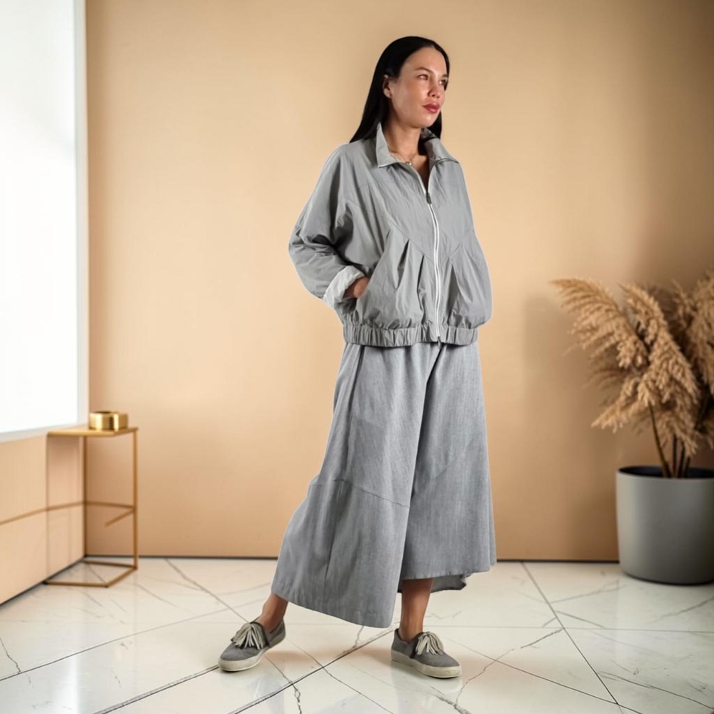 Ветровка‑бомбер