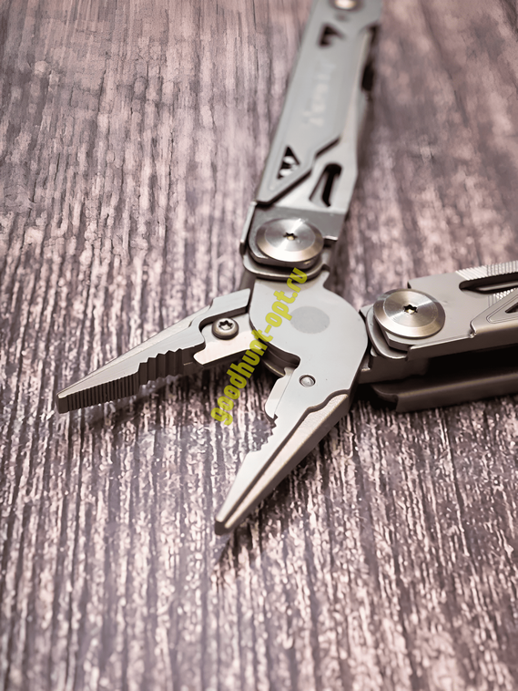 Туристический армейский мультитул 28в1 &quot;Traveler&quot;