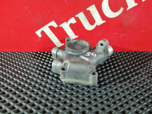 Фланец двигателя системы охлаждения