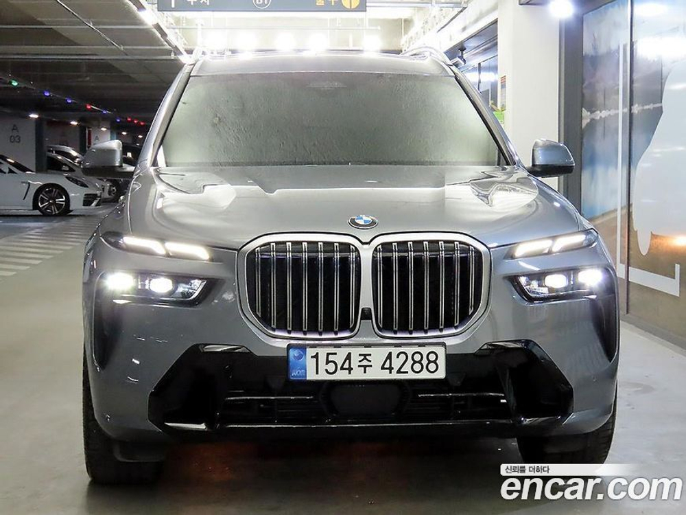 BMW X7 (G07) xDrive 40i M Sports 7-и местный (12.2022)