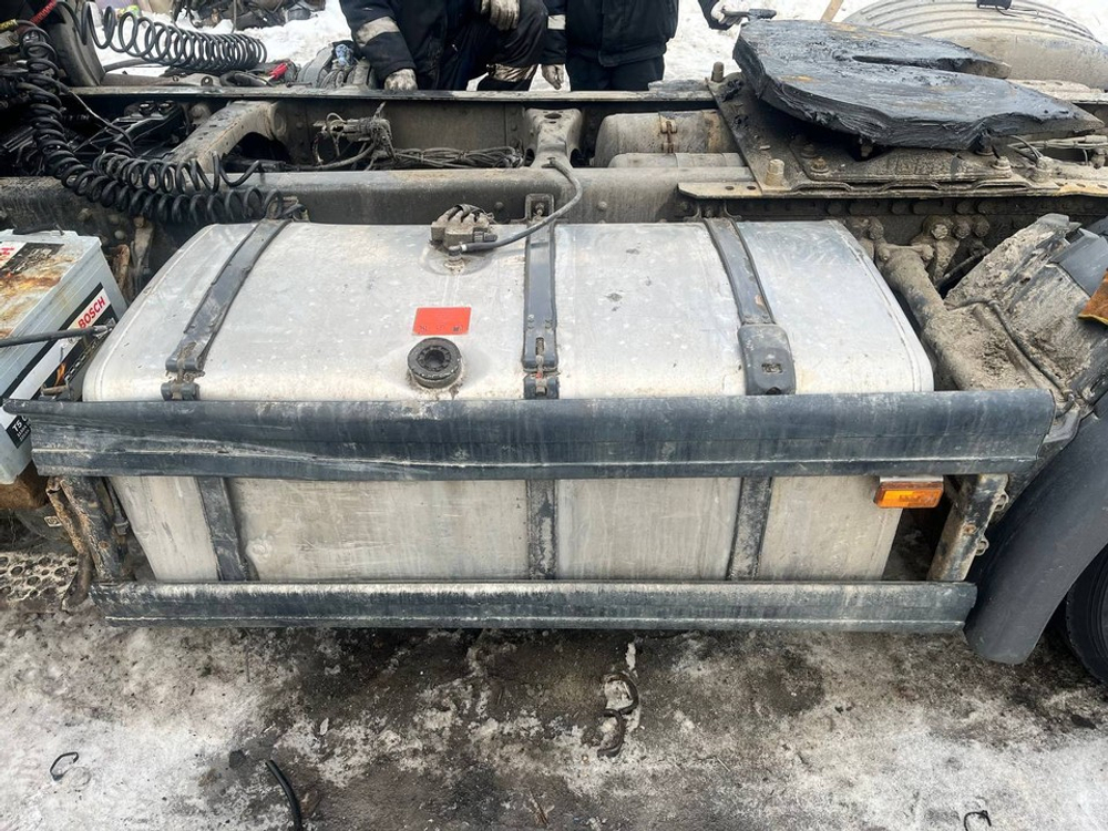 Бак топливный 600L