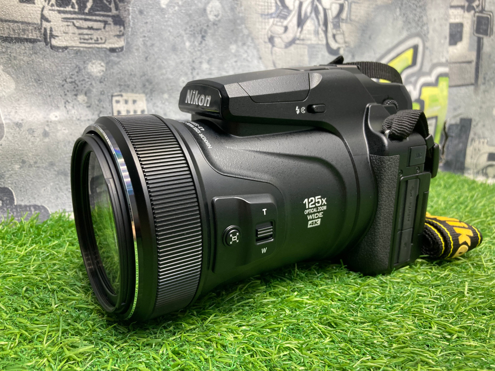 Nikon Coolpix P1000