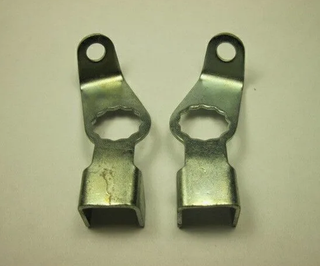 Скобы (пластины) крепления тормозного шланга 2101-3506075/74 (пара) 2010