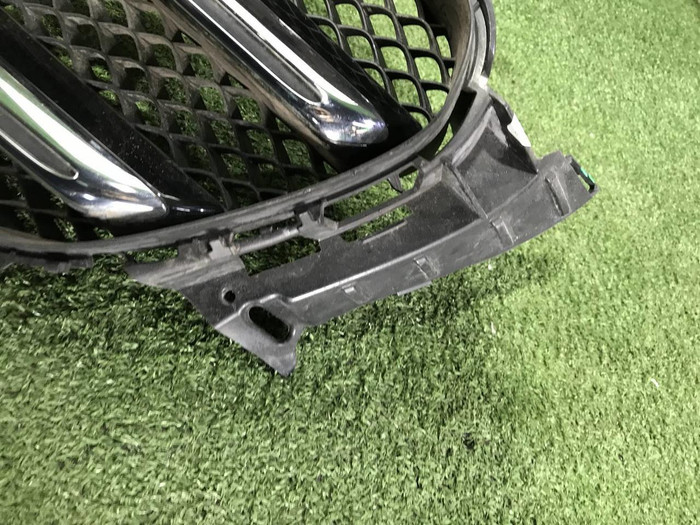 Решетка радиатора Mercedes E W213 (2016-2021)