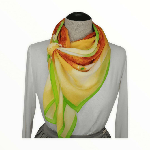 Платок 120x120 см AV-HAQ1601