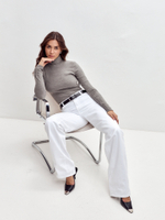 Белые джинсы прямого кроя 216