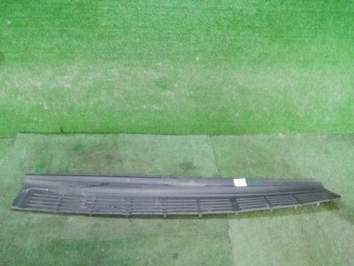 Накладка заднего бампера Toyota Land Cruiser 200 (2007-2021)