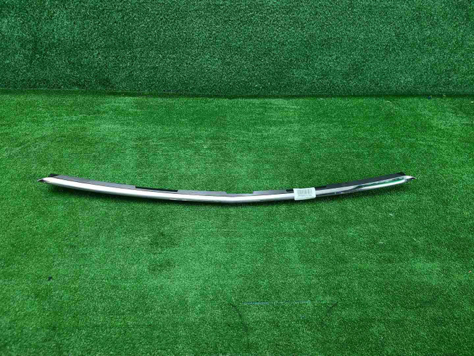 Накладка решетки радиатора Mercedes V w447 23-н.в.