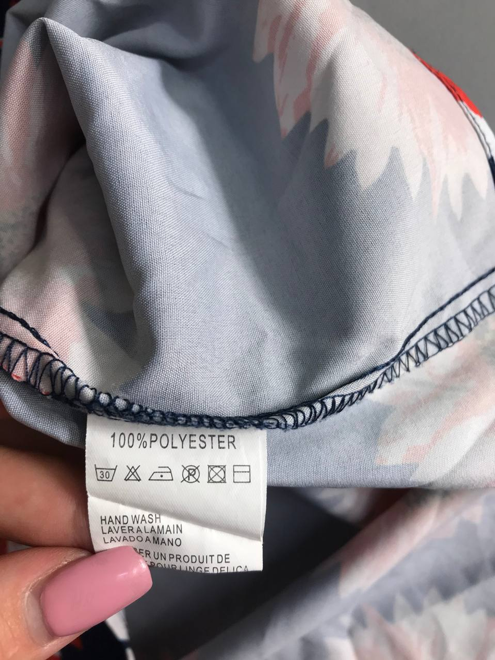 Топ с красивым принтом, маркировка L, визуально на 48 размер