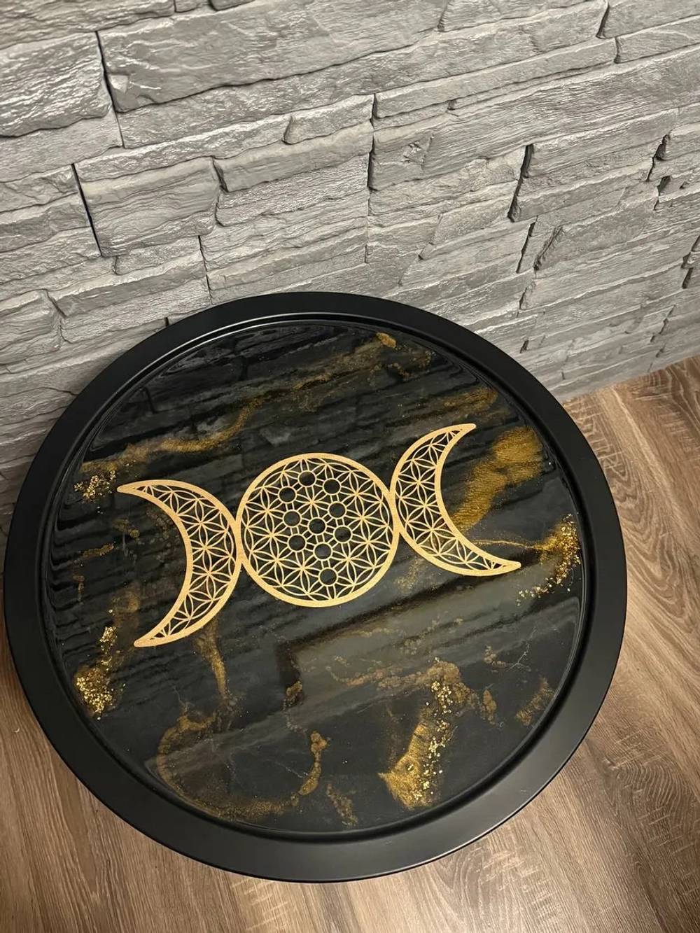 Алтарный столик Триединая Луна