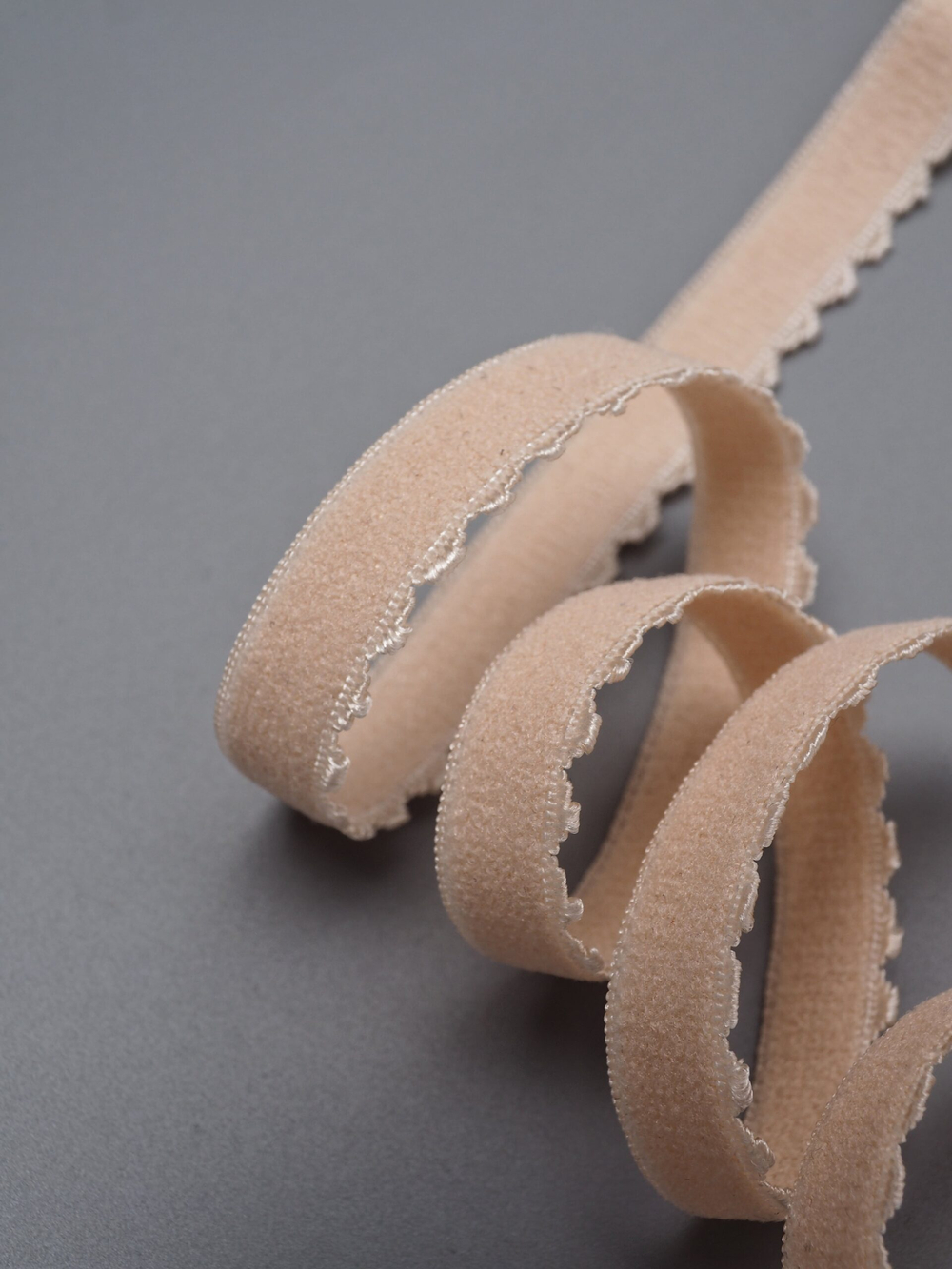 Резинка отделочная пион ажурная мягкая ширина 10 мм с учетом фестона