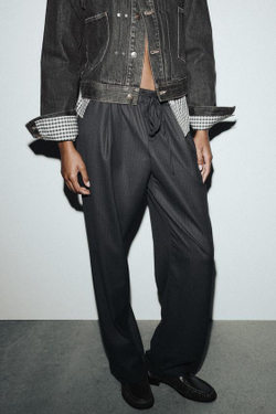 ZARA БРЮКИ С ЗАЩИПАМИ, МОРСКОЙ СИНИЙ