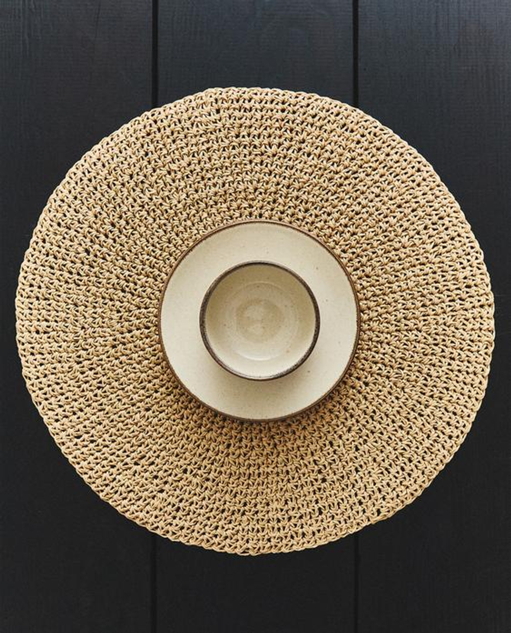 ZARA HOME КРУГЛАЯ ПОДСТАВКА ПОД СТОЛОВЫЕ ПРИБОРЫ ИЗ БУМАЖНОЙ ЛОЗЫ, КОРИЧНЕВЫЙ