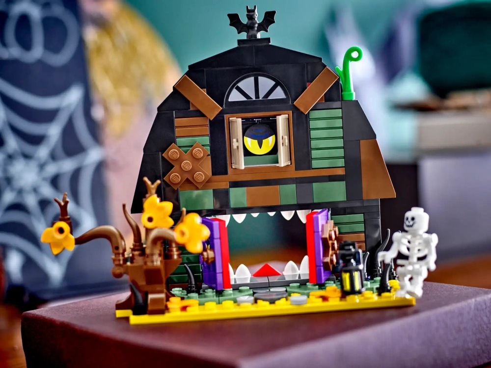Конструктор LEGO Halloween 40721 Сарай для Хэллоуина