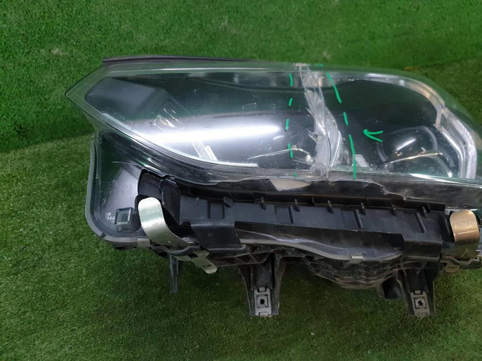Битая Фара левая BMW X3 G01 (2017-2021) Adaptive LED