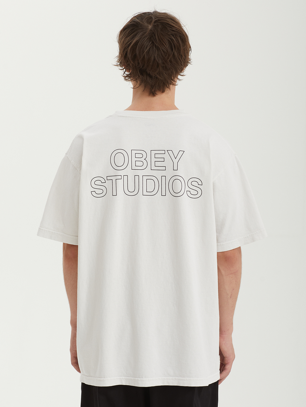 Футболка Кор. Рукав Obey Studios Outline