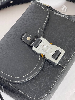 Сумка через плечо Christian Dior Saddle