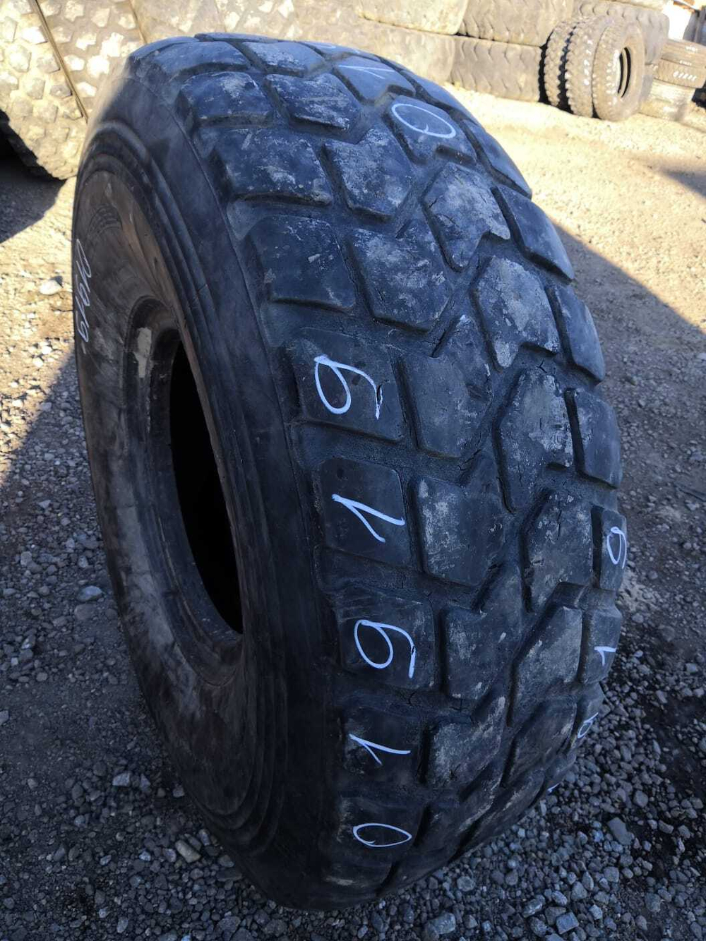 16.00R20 LingLong D990 шина б/у