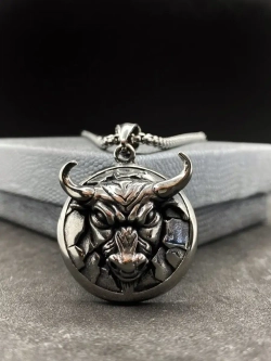 Крупная подвеска Бык на цепочке амулет оберег Чертог Тура