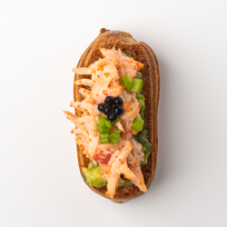 Мини-эклеры с крабом 8 шт