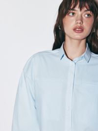 Рубашка из жатого хлопка "Голубая" женская