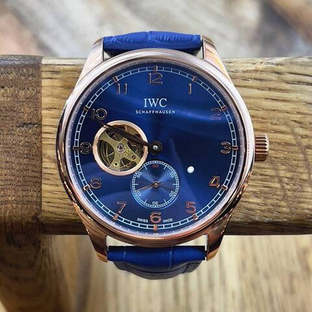 Часы IWC