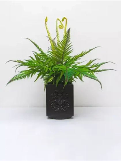 Искусственные цветы для декора в кашпо