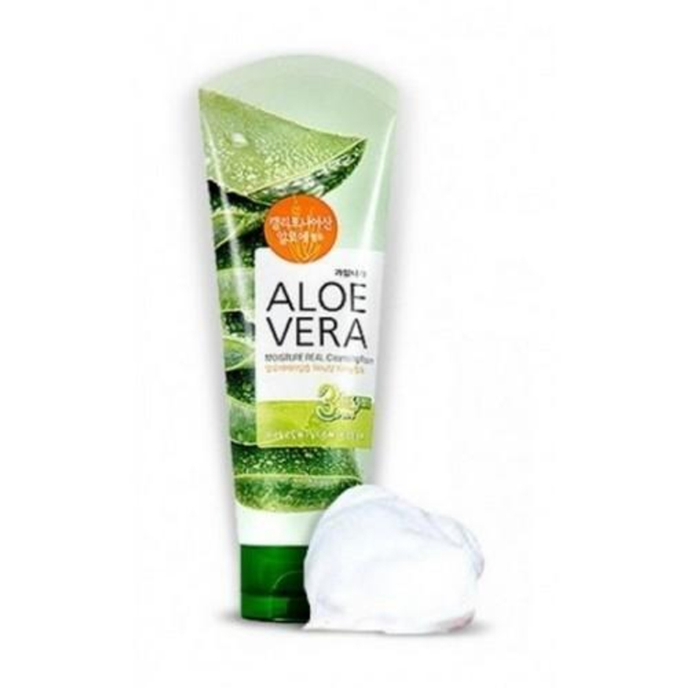 Welcos. Увлажняющая пенка для умывания с экстрактом Алоэ Вера Aloe Vera Moisture Real Cleansing Foam