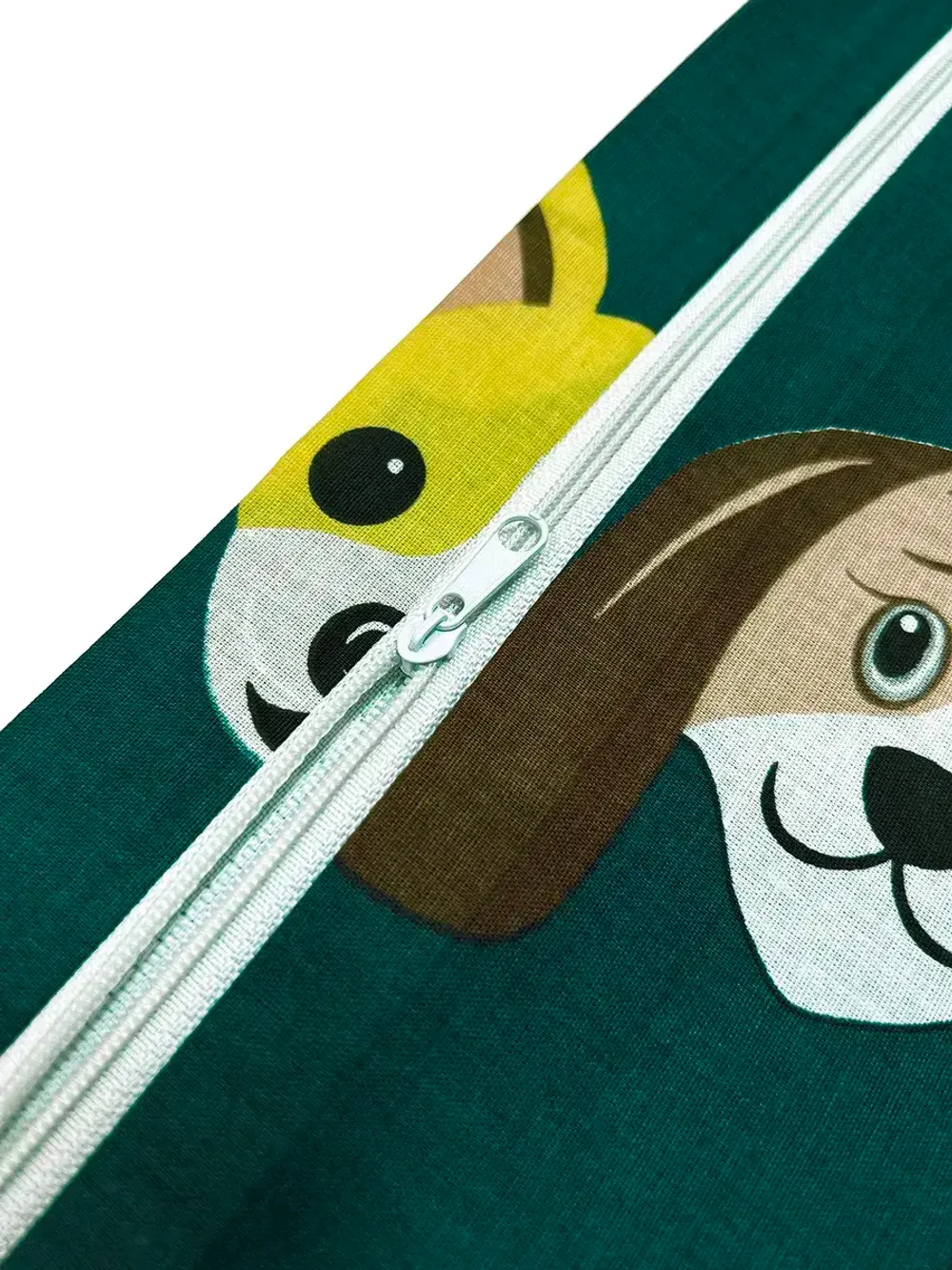 Наволочка комплект 2шт перкаль Сказка "Dogs " 40х40 см на молнии