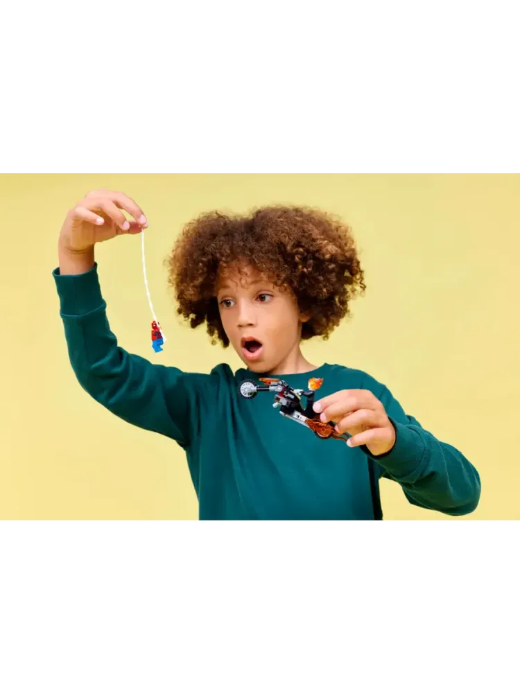 Конструктор Marvel 76335 Человек-паук против Гонщика