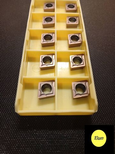 Пластина токарная CCMT09T308