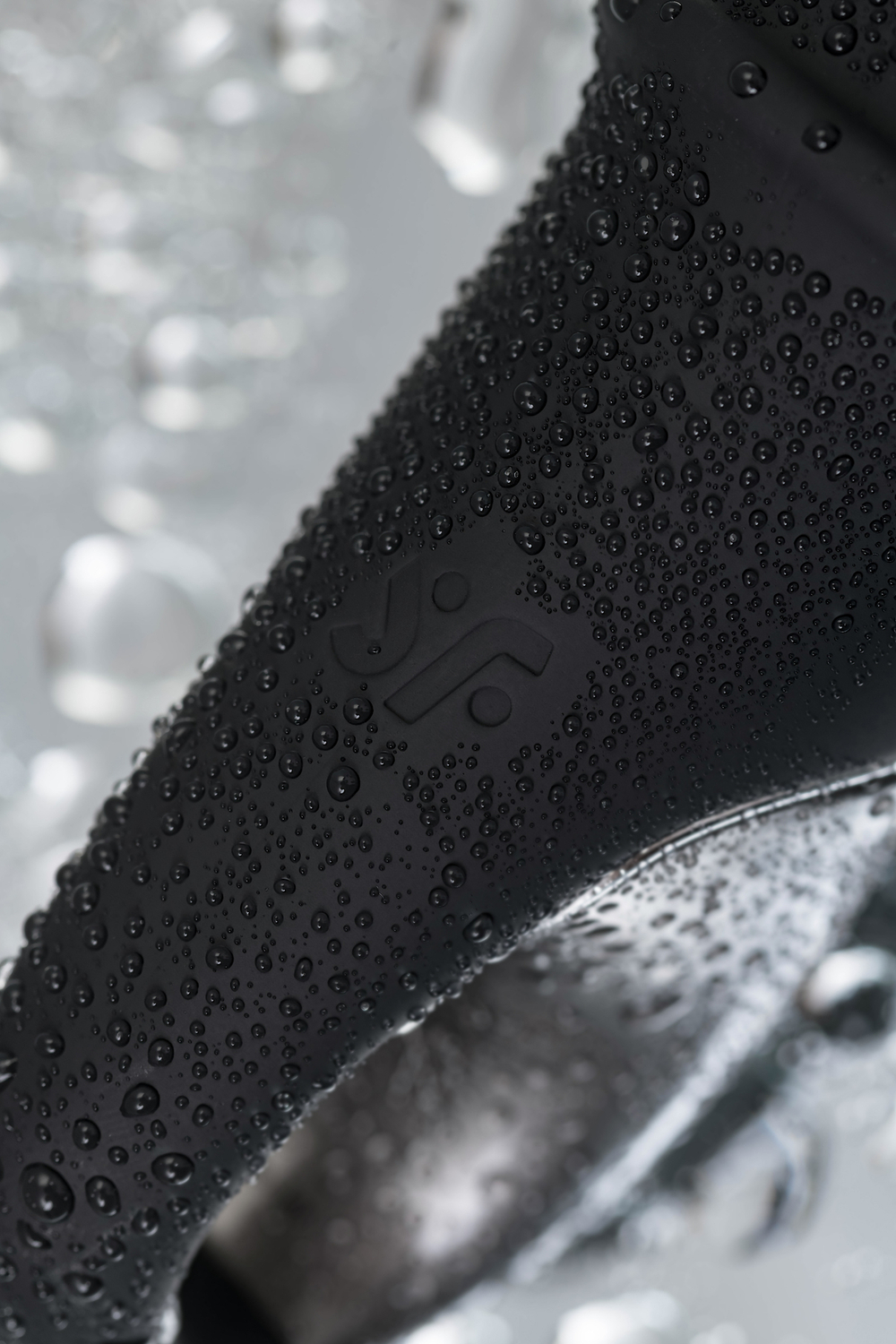 Анальный вибратор Satisfyer Hot Passion с подогревом черный