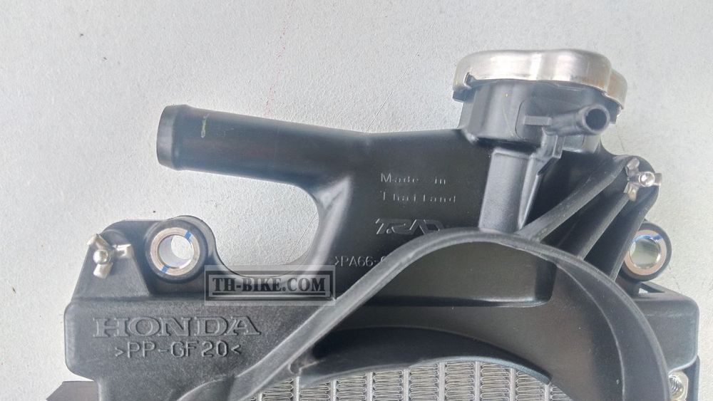 19100-KWN-900. RADIATOR ASSY. HONDA. PCX125