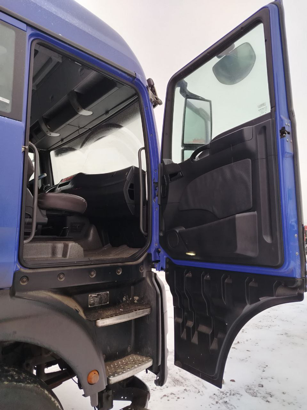 SITRAK C7H 6x4 Седельный тягач ZZ4256V364HE (Дизельный, 12,4 л, 540 л.с., АТ)