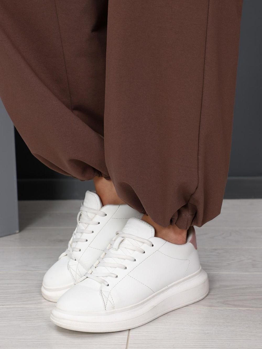 Мартина - костюм темно-бежевый Iv-capriz (Акция)