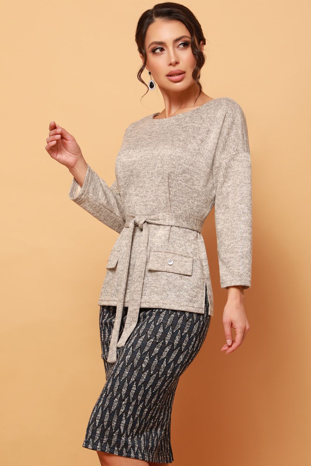 Костюм с разрезами трикотажный с поясом DStrend (Акция)