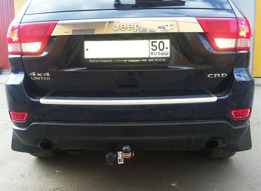 Фаркоп на Jeep Grand Cherokee WK2 2011-2021, кроме SRT8. Без выреза в бампере. Тип шара: A. Нагрузки: 2500/100 кг, JW 03