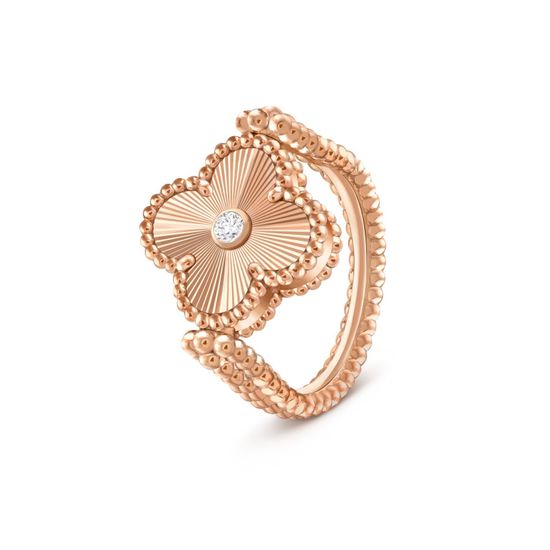 Кольцо Van Cleef & Arpels Vintage Alhambra из розового золота с сердоликом