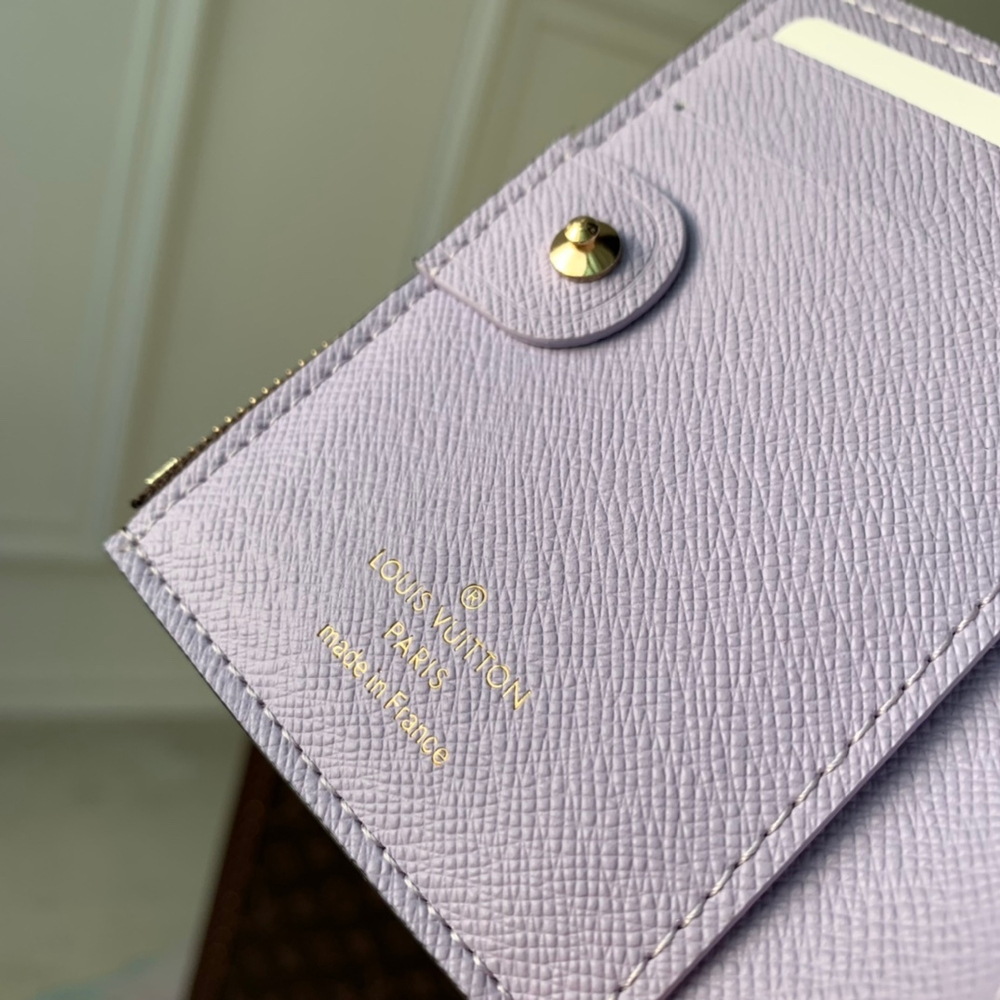 Louis Vuitton Lisa Wallet